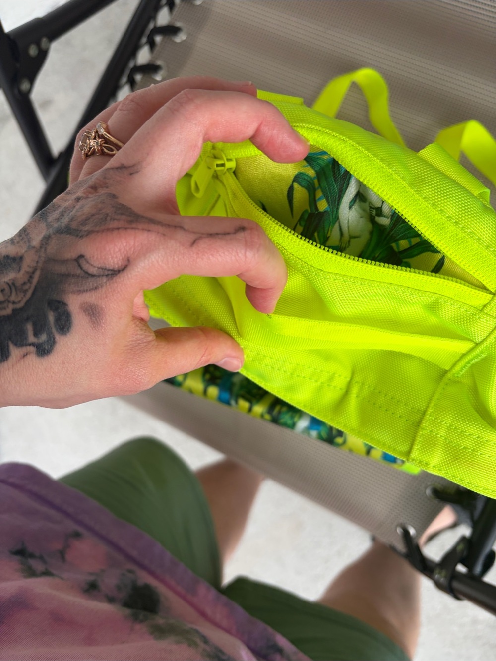Baboon to the moon Gilardi neon yellow mini backpack DISCONTINUED - Picture 9 of 10